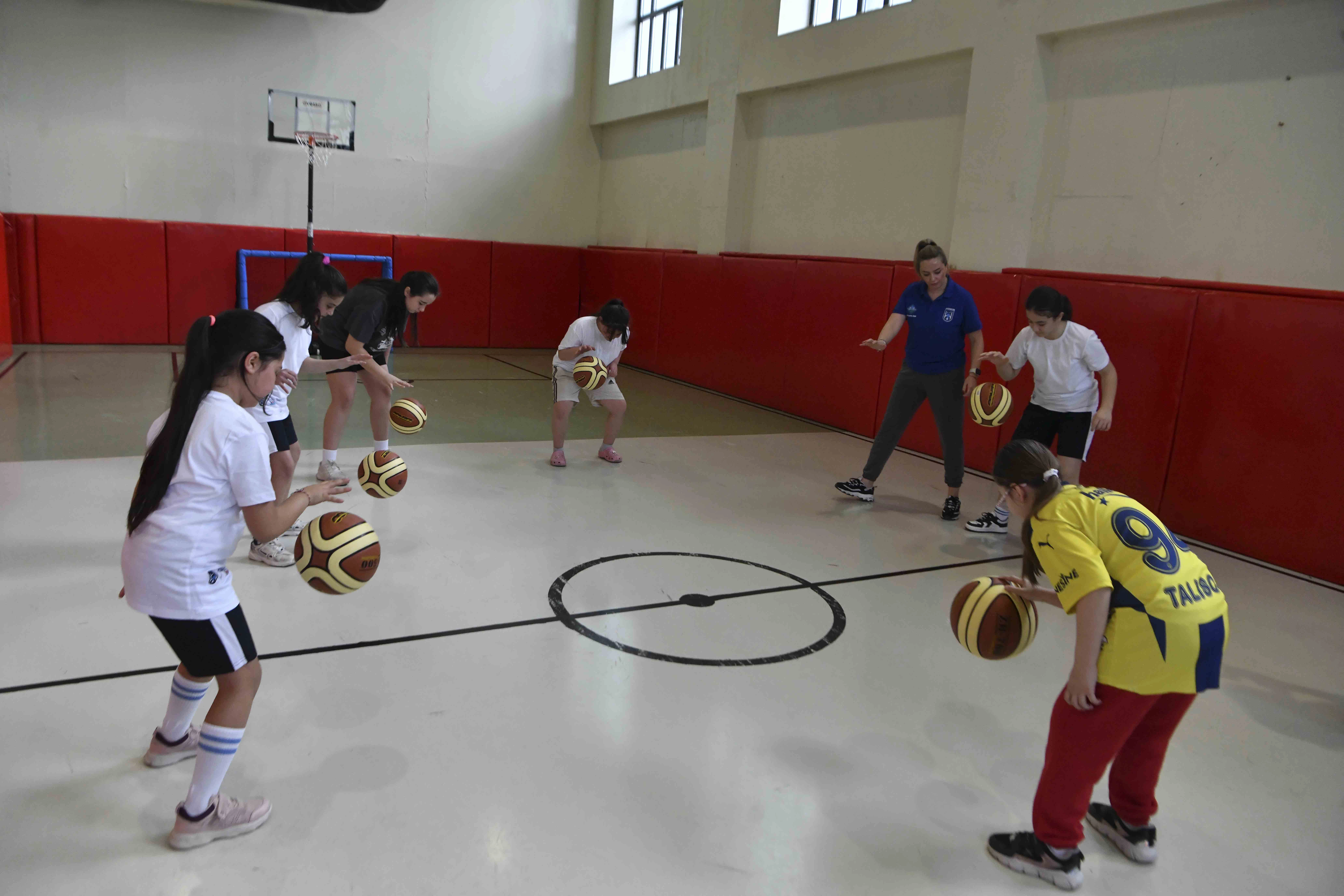 ABB&rsquo;den başkentli &ccedil;ocuklara &uuml;cretsiz spor desteği