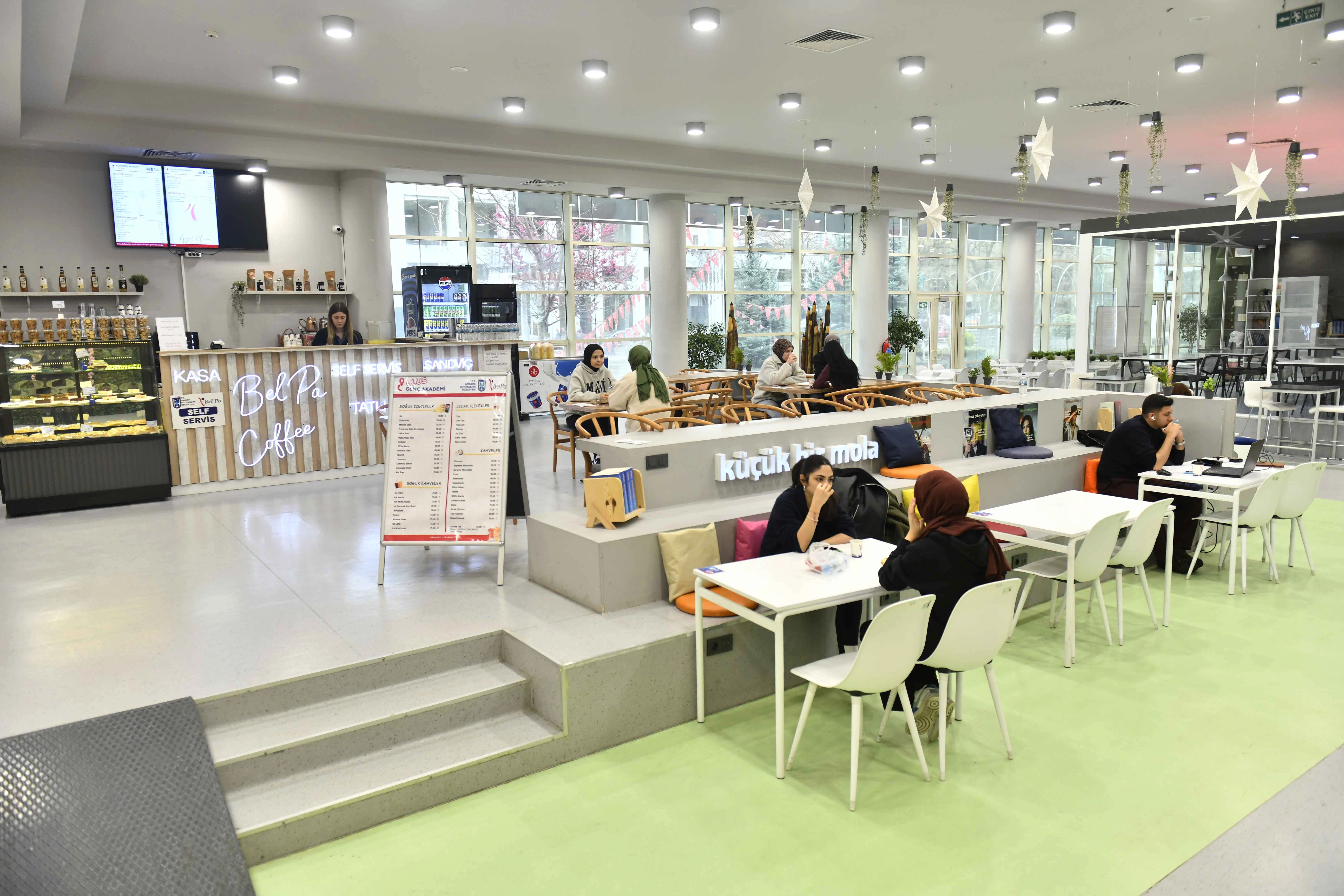 ABB&rsquo;den &ouml;ğrencilerin eğitim hayatına destek: Gen&ccedil; Akademiler &ouml;ğrencilerin hizmetinde