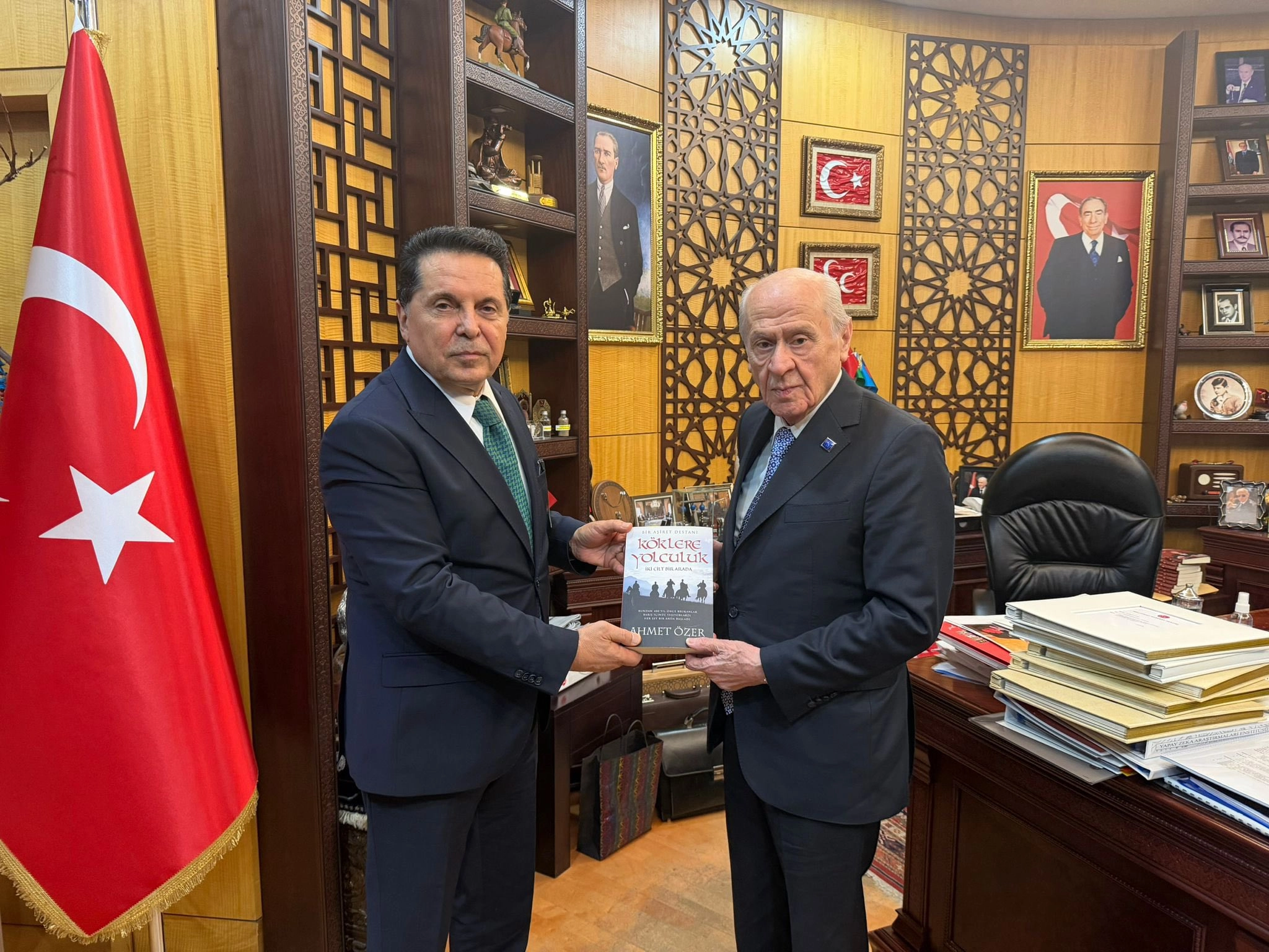 Ahmet Özer Devlet Bahçeli ile görüştü