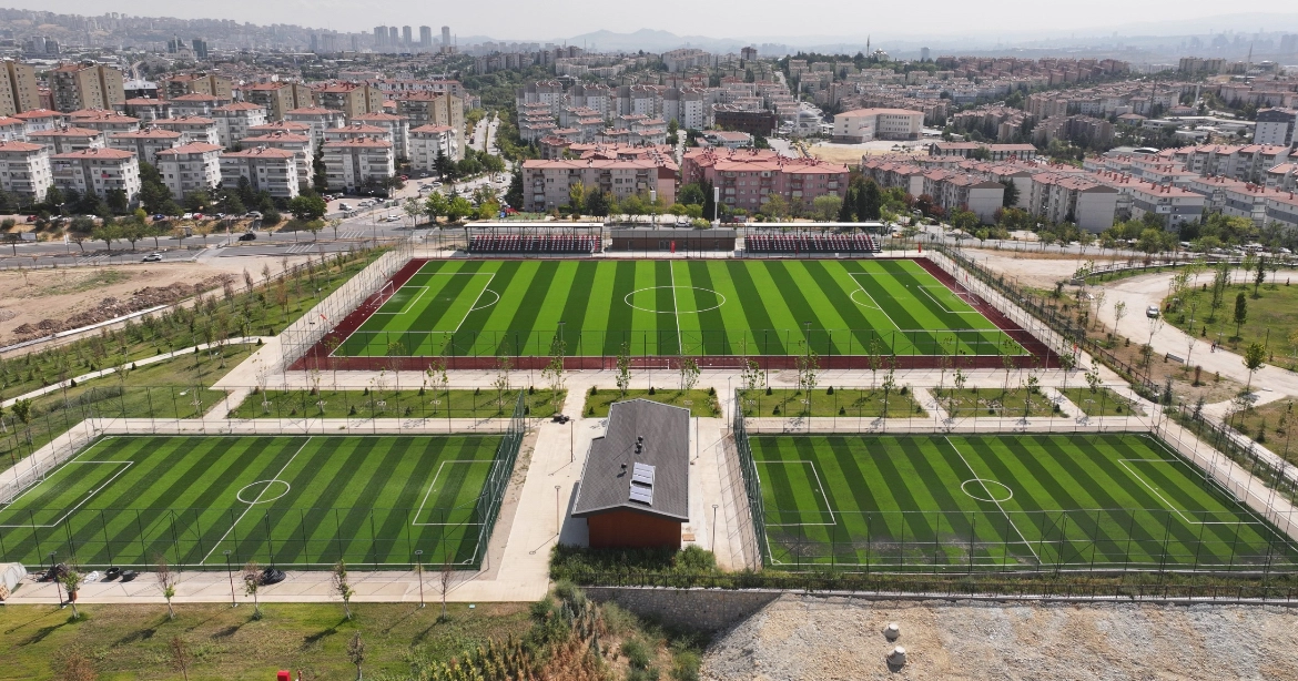 Ankara Büyükşehir Belediyesi amatör futbolun yanında