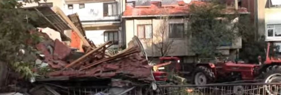 Balıkesir Sındırgı’da 6,1 büyüklüğünde deprem