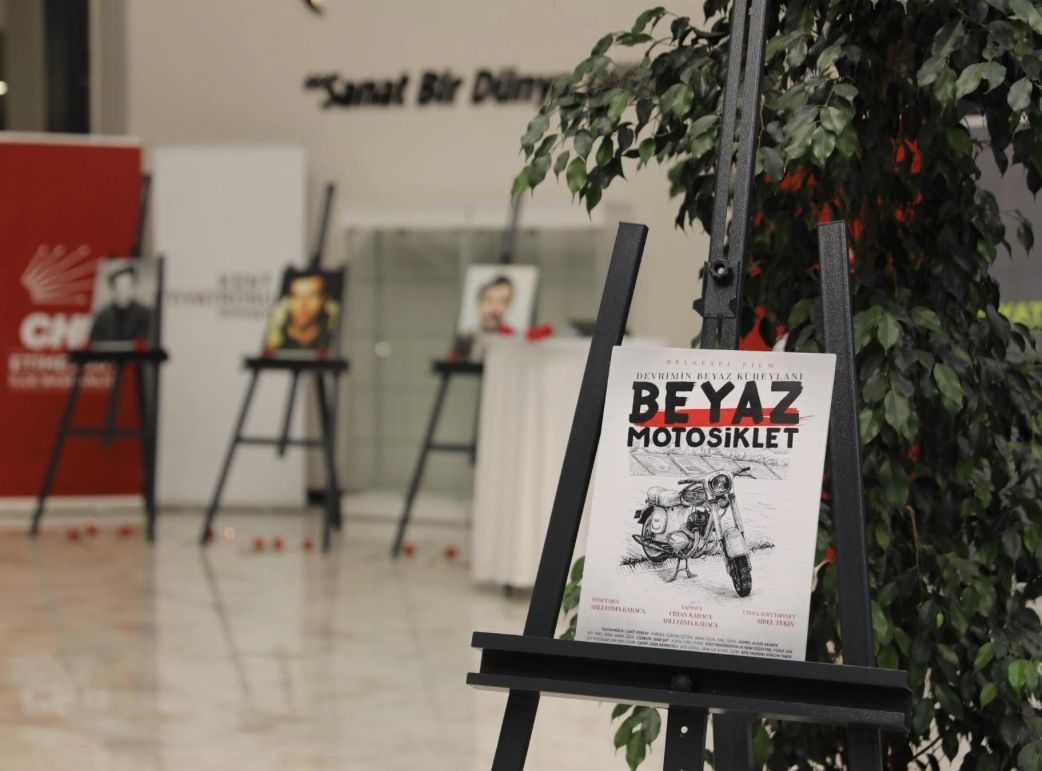 “Beyaz Motosiklet” belgeseline Etimesgut’ta büyük ilgi