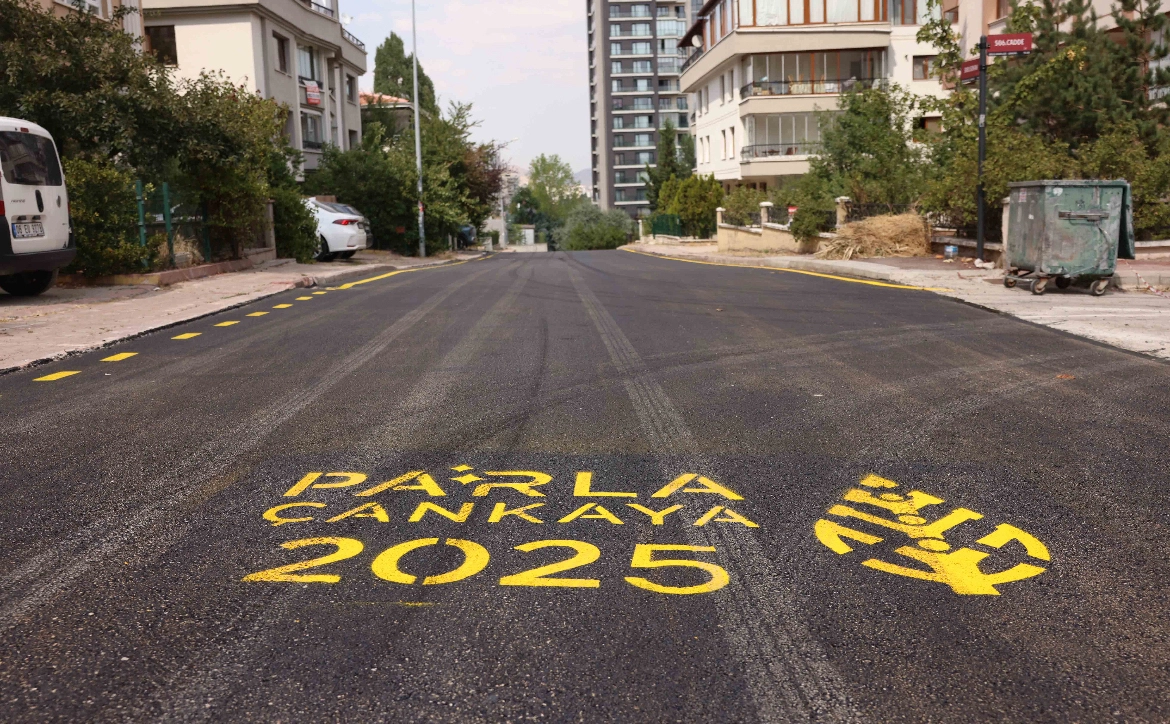 Çankaya’da asfalt çalışmaları devam ediyor