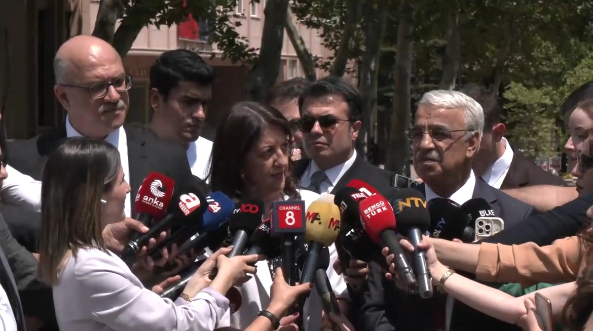 DEM Parti İmralı Heyeti Yılmaz Tunç ile görüştü