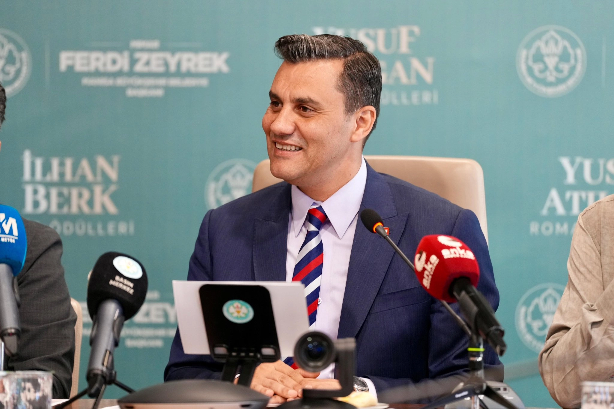 Ferdi Zeyrek hayatını kaybetti