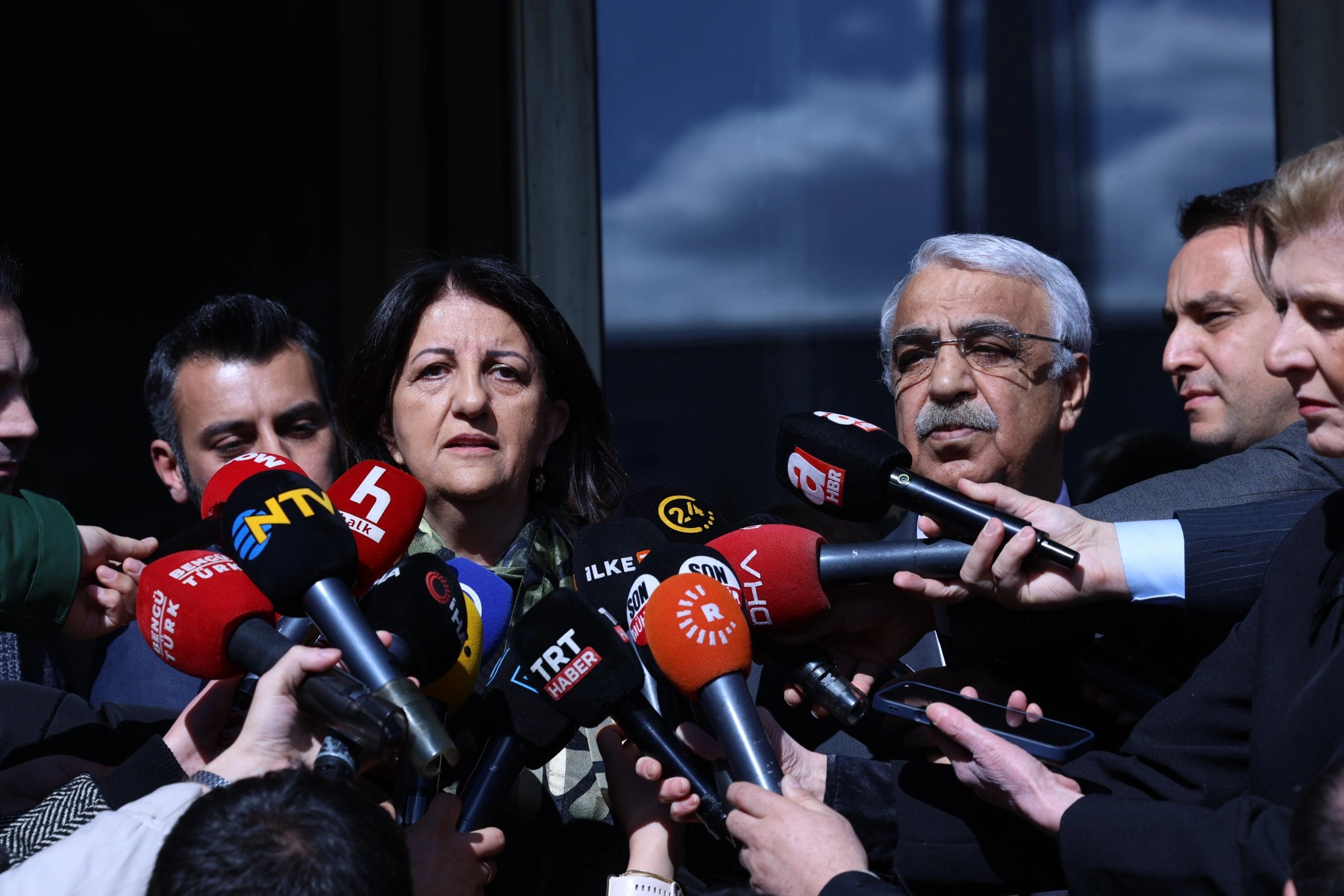 İmralı Heyeti İ&ccedil;işleri Bakanı ve Adalet Bakanı&rsquo;nı ziyaret etti