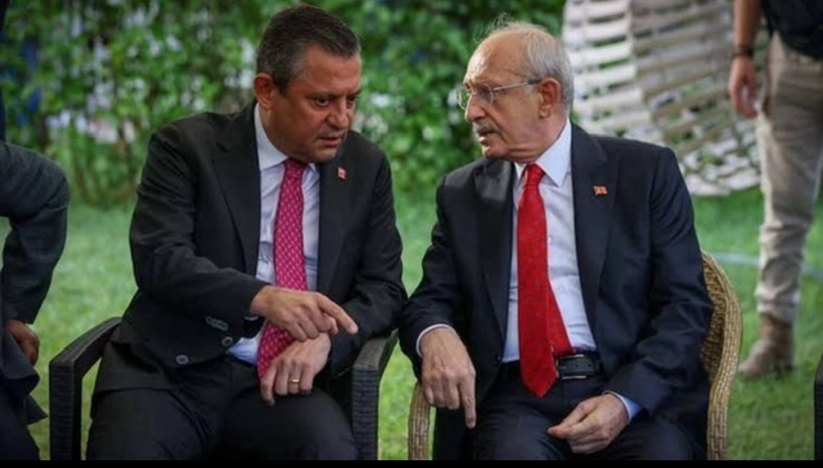 Kemal Kılı&ccedil;daroğlu 3 avukatı azletti