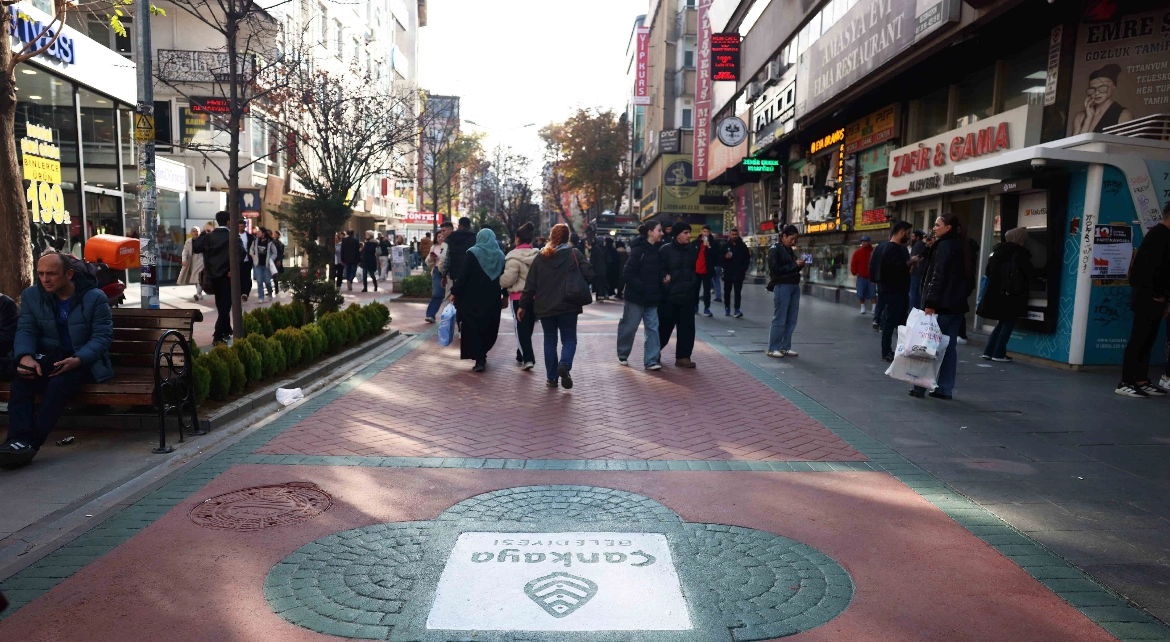 Kızılay’da sokak ve caddeler yenileniyor