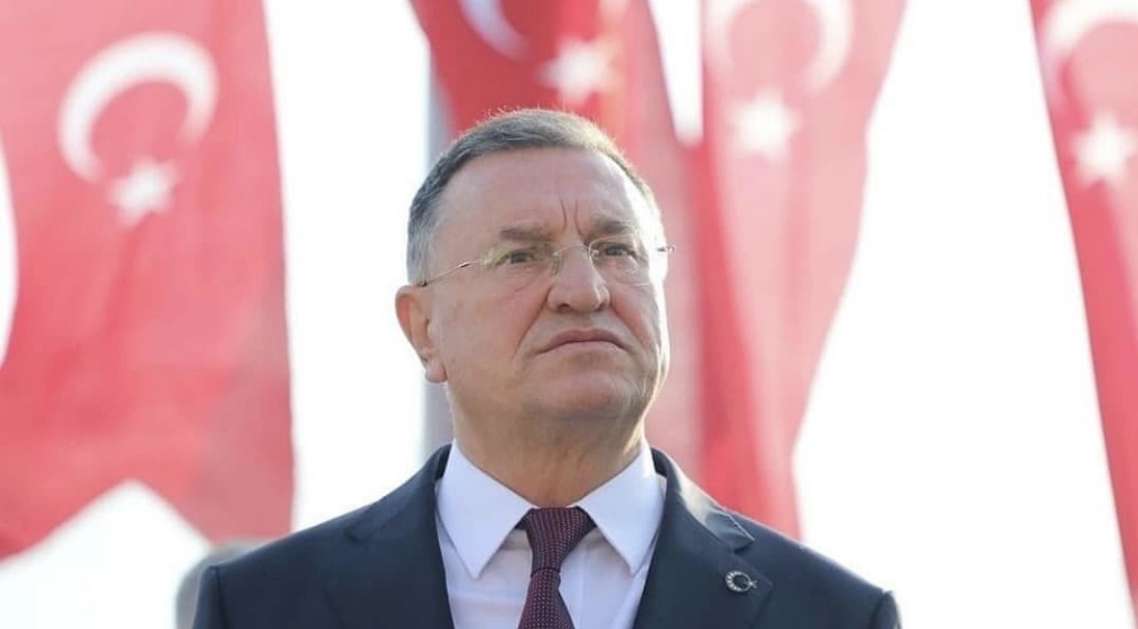 Lütfü Savaş CHP İl Kongrelerinin iptalini istedi