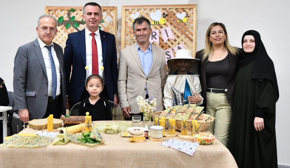 Mamak Belediyesi Balmumlu Kumaş Atölyesi, Sağlıklı Kentler Birliği’nde yayınlandı