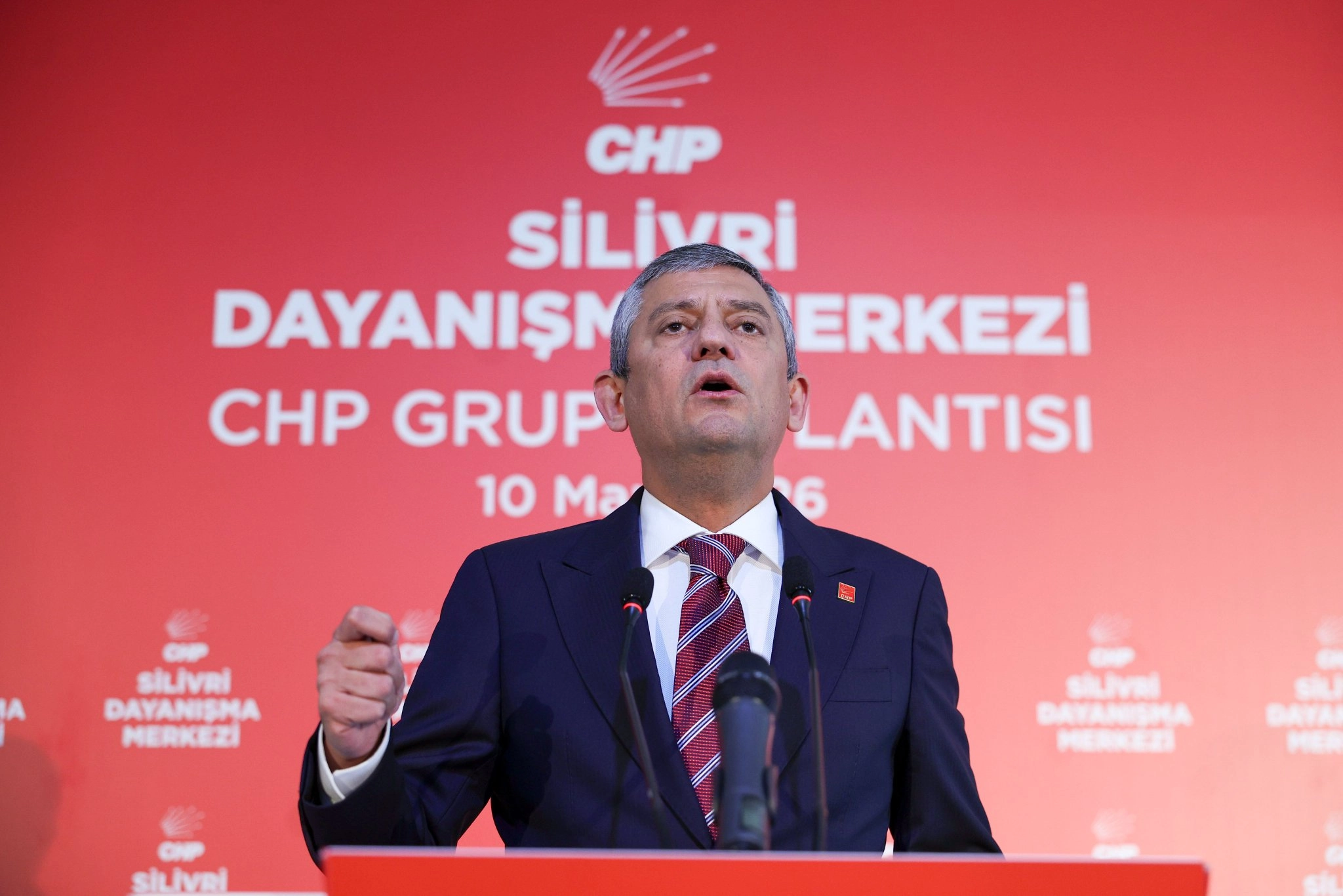 &Ouml;zg&uuml;r &Ouml;zel: İktidar y&uuml;r&uuml;y&uuml;ş&uuml;nden vazge&ccedil;meyiz