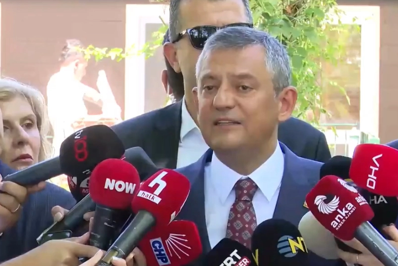 Özgür Özel: Komisyon milletin komisyonudur, bir partinin komisyonuna dönüştürmeye çalışan yanlış yapar