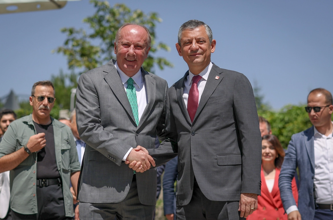 Özgür Özel Muharrem İnce’yi CHP’ye davet etti