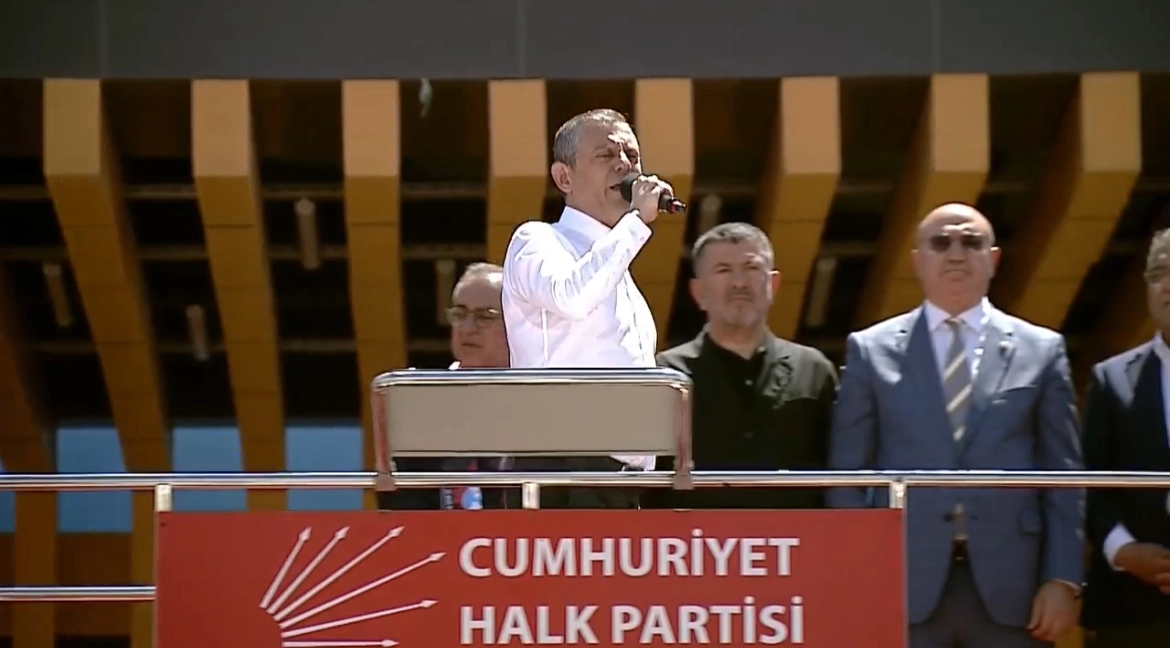 Özgür Özel: Sırrı Başkan’a sözümüz var, Kürt ile Türk’ün kardeşliğini mutlaka sağlayacağız