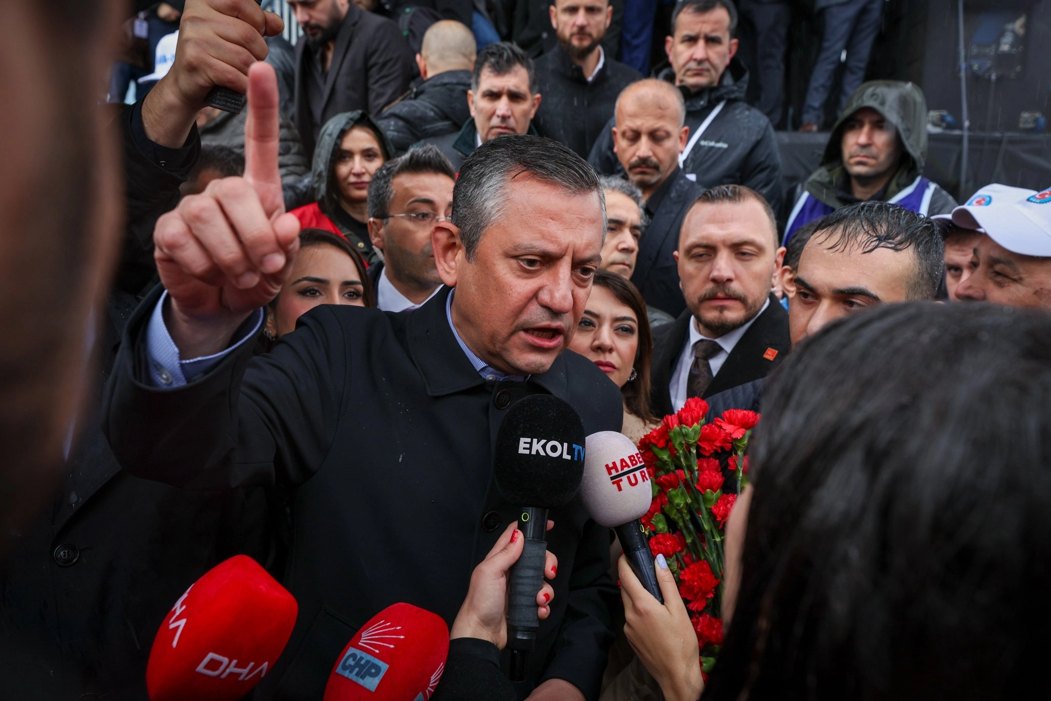 Özgür Özel: Taksim Meydanı’nın özgürleşmesi yakındır