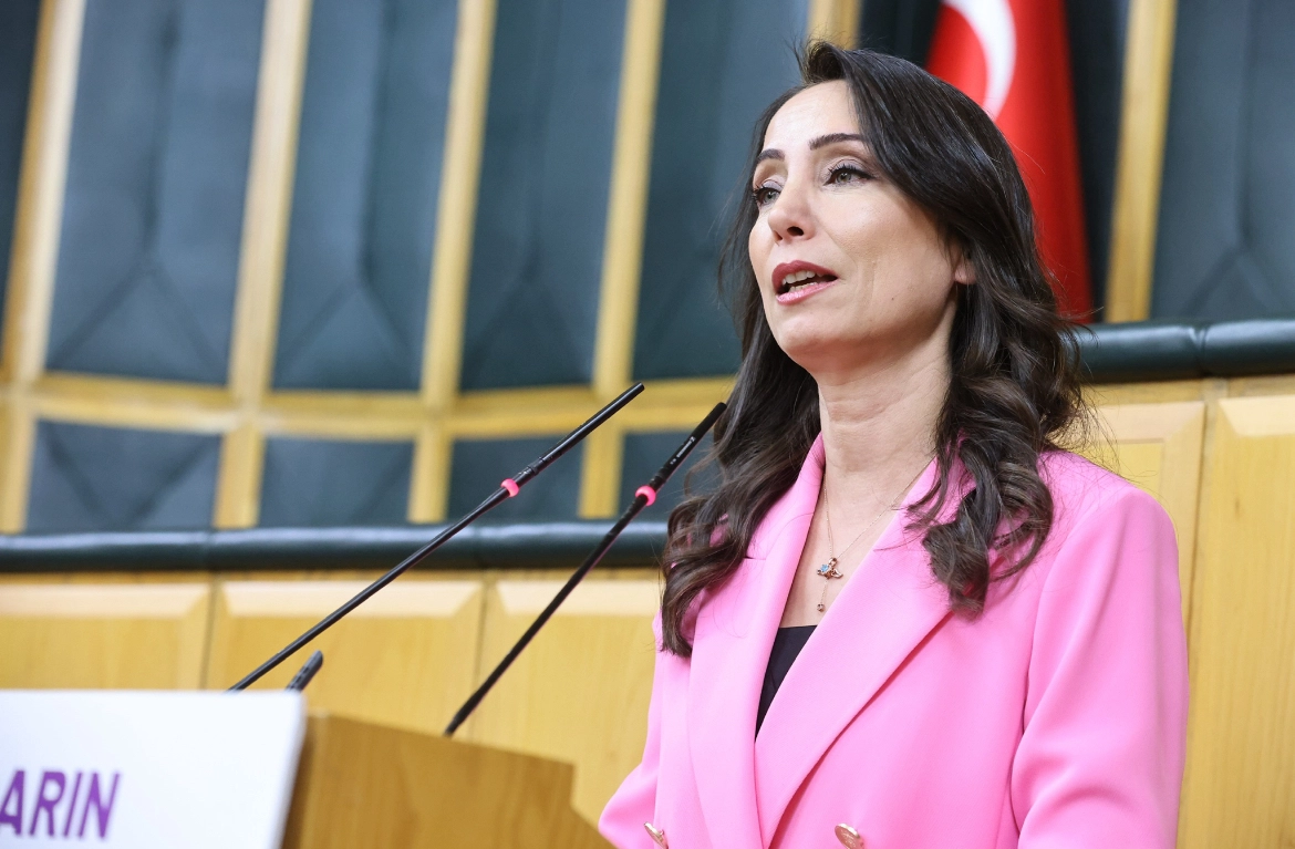 Tülay Hatimoğulları: Bugün kardeşlik duvarını güçlendirme ve barış için taş üstüne taş koyma günüdür