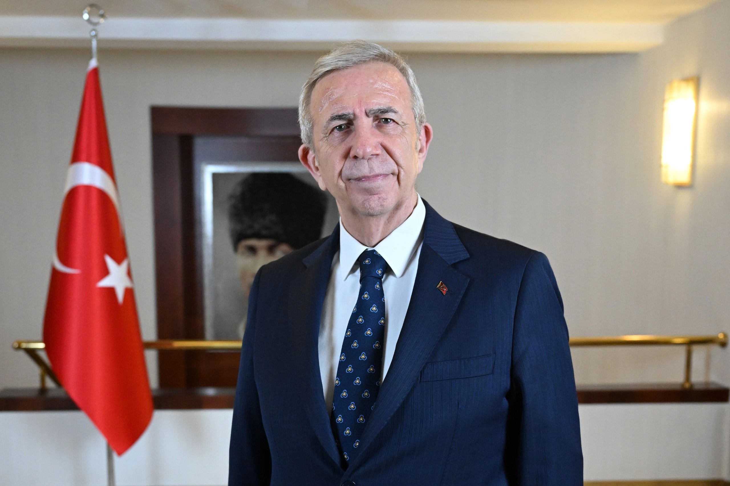 &Uuml;cretsiz ulaşımın ilk ayağı 1 Şubat&rsquo;ta başlıyor: Mansur Yavaş uygulamanın t&uuml;m Ankara&rsquo;yı kapsayacağını duyurdu